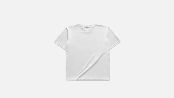 Oversized White T-Shirt 1920 - 1080